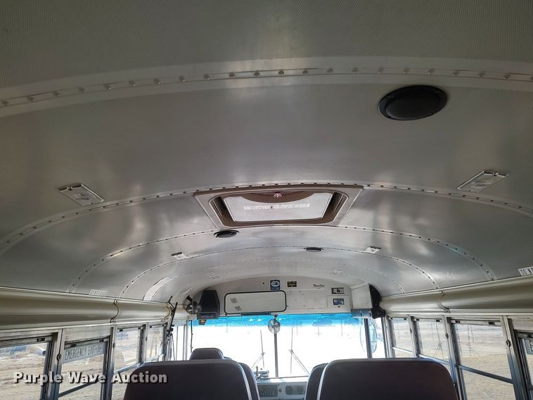 image for item MM9989 2006 Blue Bird  school bus