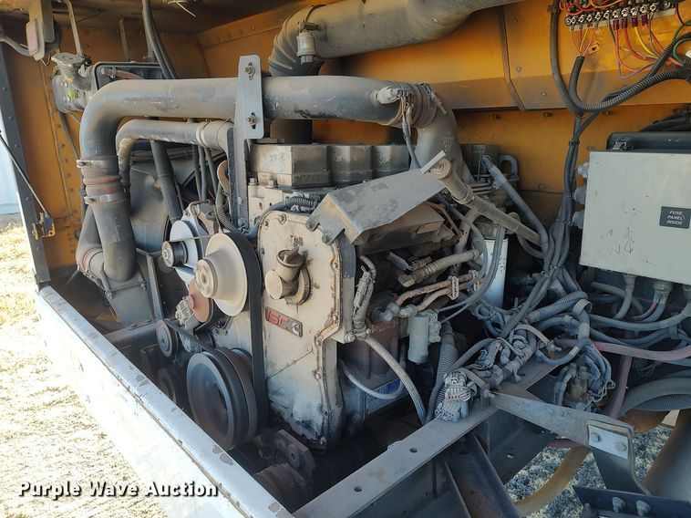 image for item MM9990 2001 Blue Bird  school bus