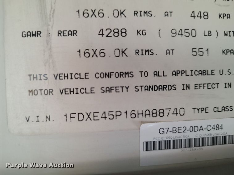 image for item MM9991 2006 Ford E450 Super Duty  school bus