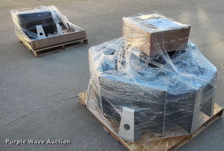 image for item MN9001 (19) Apple A1225 computers