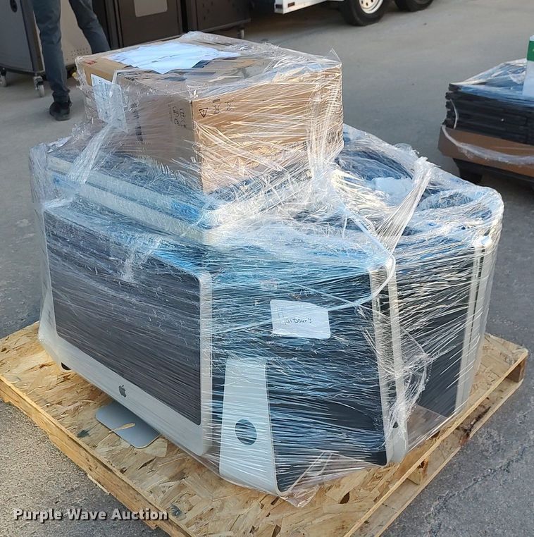 image for item MN9001 (19) Apple A1225 computers