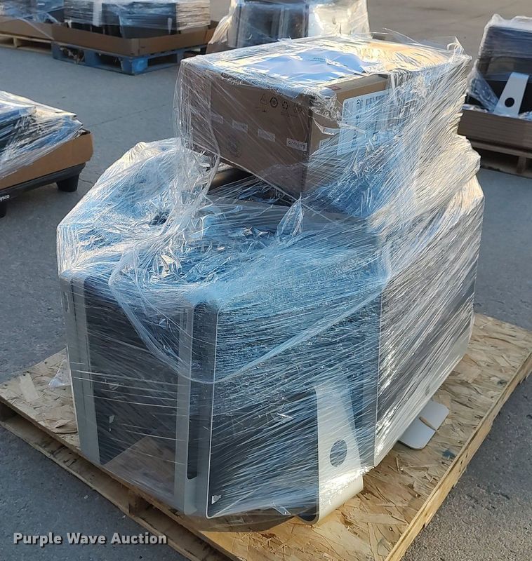 image for item MN9001 (19) Apple A1225 computers