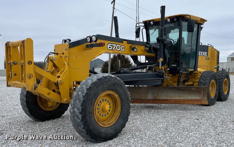 image for item MW9455 2009 John Deere 670G  motor grader