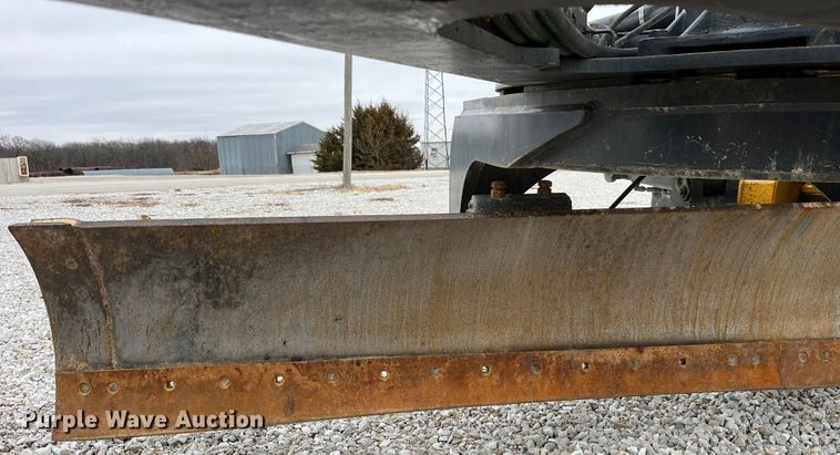 image for item MW9455 2009 John Deere 670G  motor grader