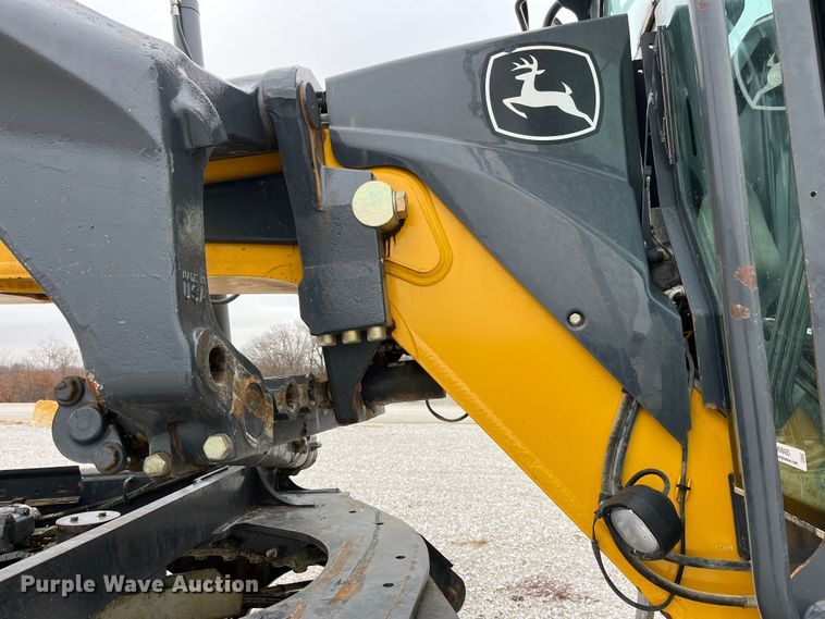 image for item MW9455 2009 John Deere 670G  motor grader