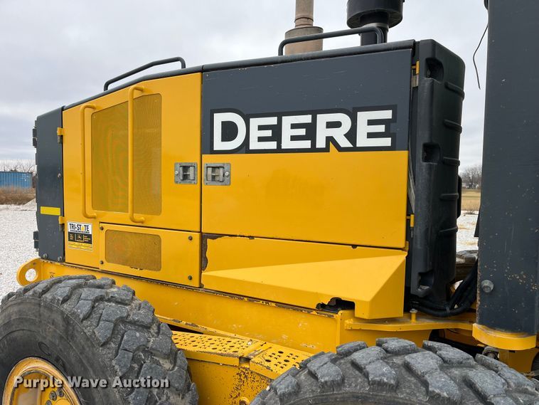 image for item MW9455 2009 John Deere 670G  motor grader