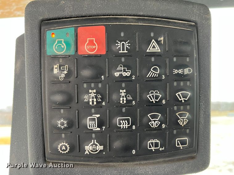 image for item MW9455 2009 John Deere 670G  motor grader