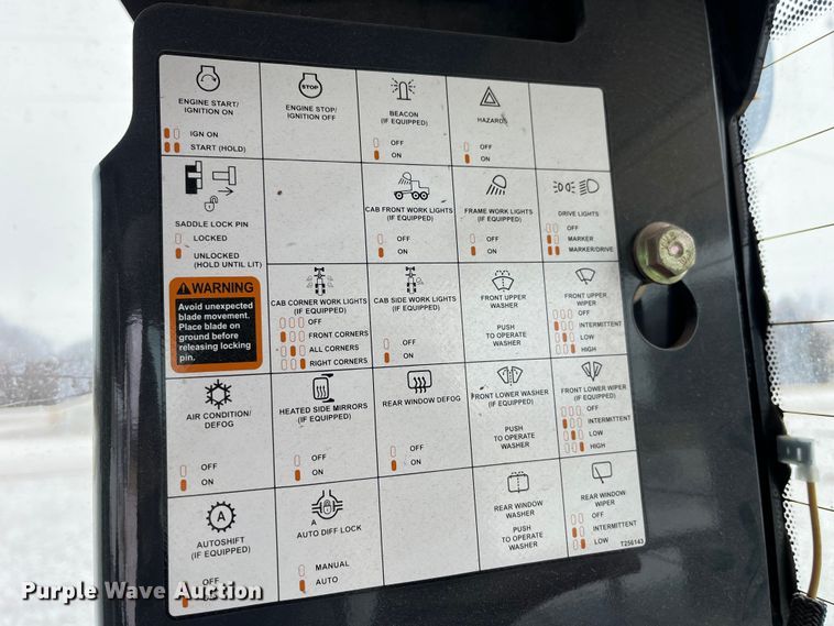 image for item MW9455 2009 John Deere 670G  motor grader