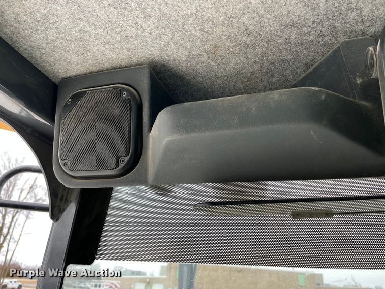 image for item MW9455 2009 John Deere 670G  motor grader