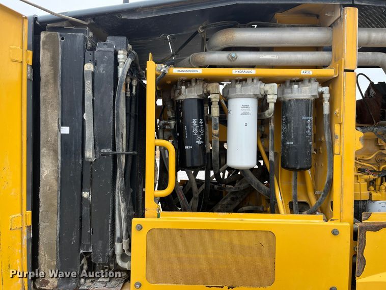 image for item MW9455 2009 John Deere 670G  motor grader