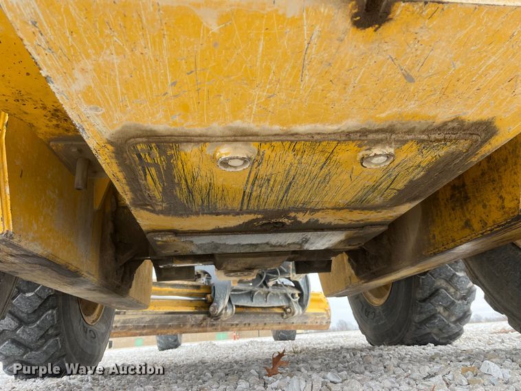 image for item MW9455 2009 John Deere 670G  motor grader