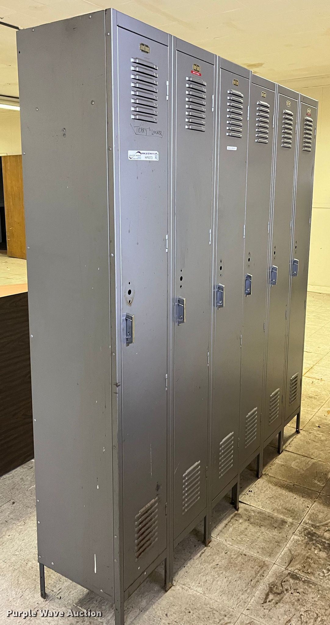 Lockers in Hutchinson, KS Item HP9373 sold Purple Wave