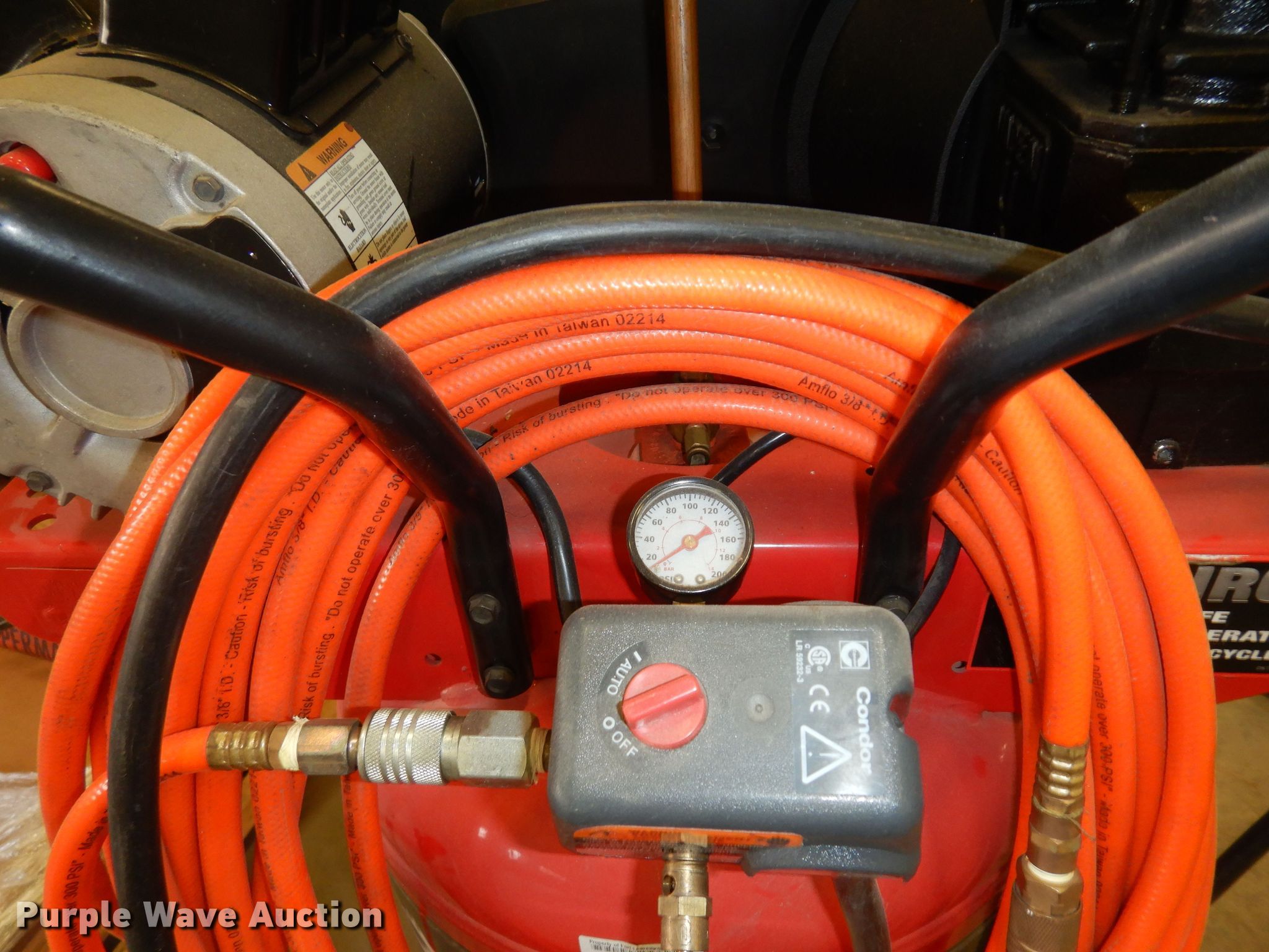 Husky VT631502AJ air compressor in Fort Leavenworth, KS Item JQ9905