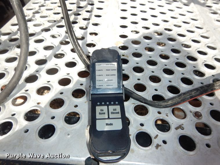 image for item DK7521 2003 Timpte Hopper  grain trailer