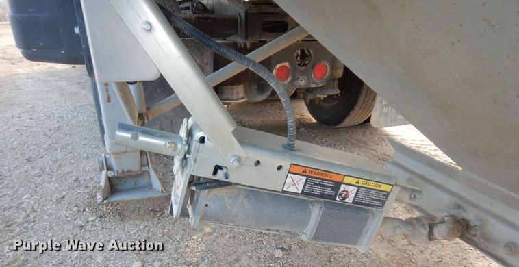 image for item DK7534 2004 Jet  grain trailer