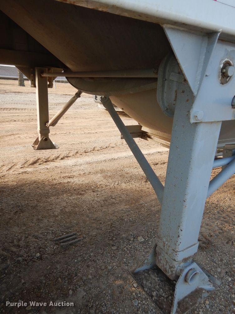 image for item DK7534 2004 Jet  grain trailer