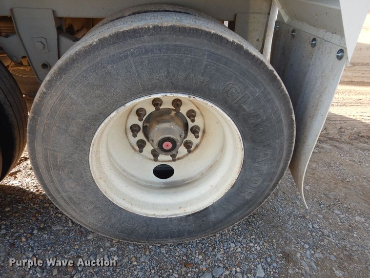 image for item DK7534 2004 Jet  grain trailer