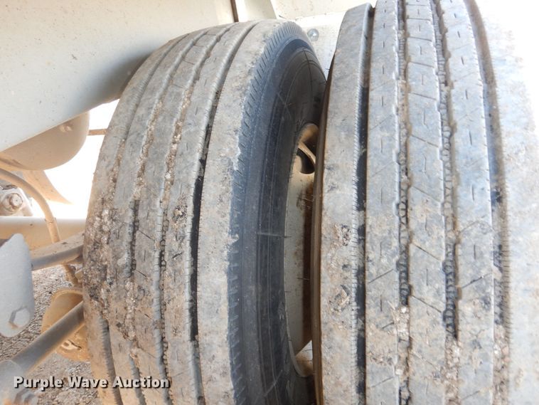 image for item DK7534 2004 Jet  grain trailer