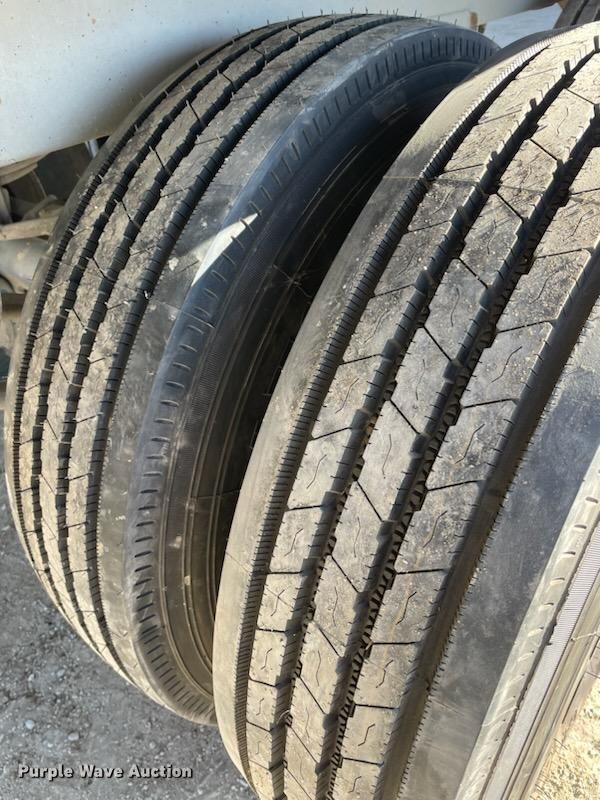 image for item DK7534 2004 Jet  grain trailer