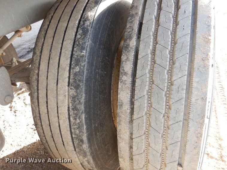 image for item DK7534 2004 Jet  grain trailer