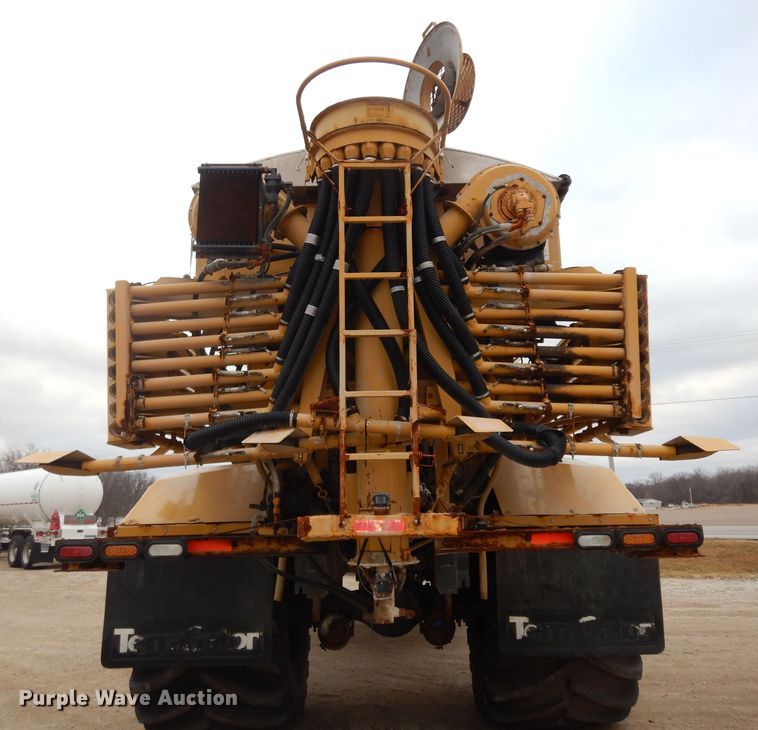 image for item DK7564 2016 Ag-Chem TerraGator TG9300B  applicator