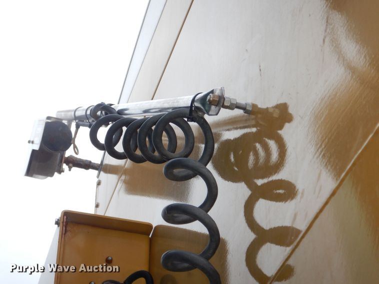 image for item DK7564 2016 Ag-Chem TerraGator TG9300B  applicator