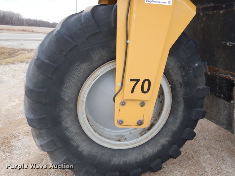 image for item DK7564 2016 Ag-Chem TerraGator TG9300B  applicator