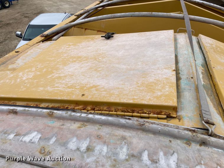 image for item DK7564 2016 Ag-Chem TerraGator TG9300B  applicator