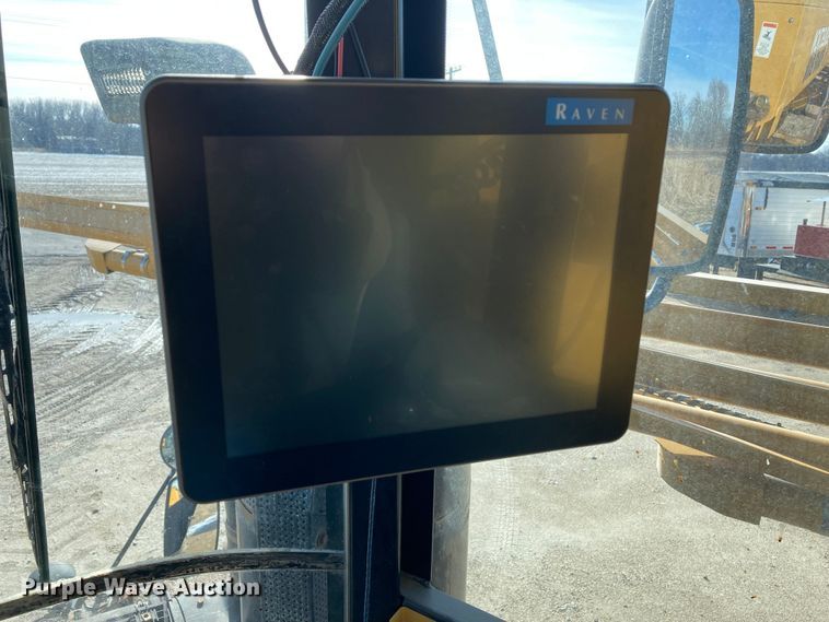 image for item DK7564 2016 Ag-Chem TerraGator TG9300B  applicator