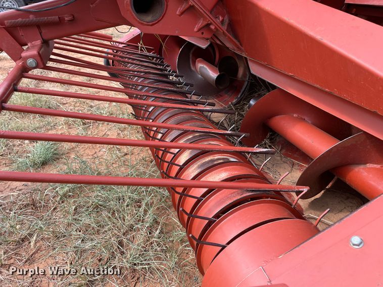 image for item DN5080 2004 Hesston 4570  small square baler