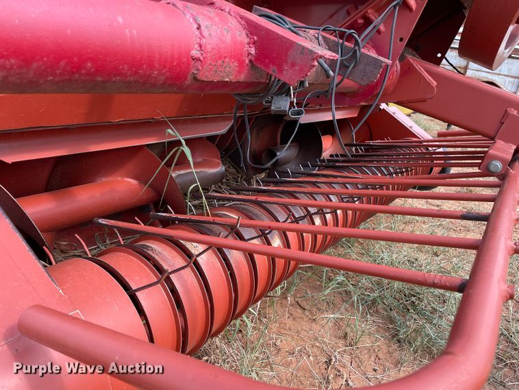 image for item DN5080 2004 Hesston 4570  small square baler