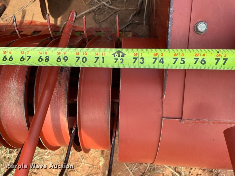 image for item DN5080 2004 Hesston 4570  small square baler