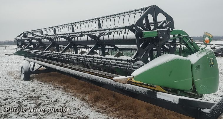 image for item DO3716 2004 John Deere 630F  flex head