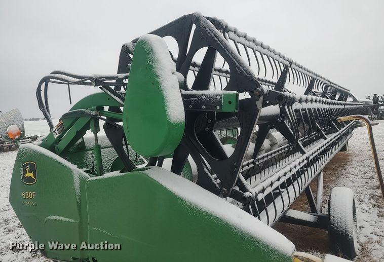 image for item DO3716 2004 John Deere 630F  flex head