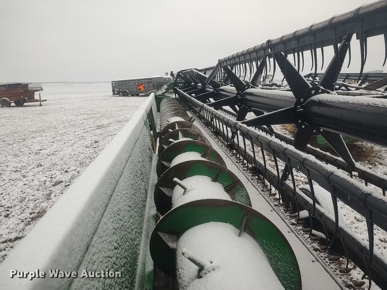 image for item DO3716 2004 John Deere 630F  flex head