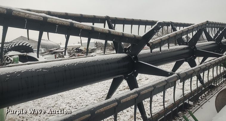 image for item DO3716 2004 John Deere 630F  flex head