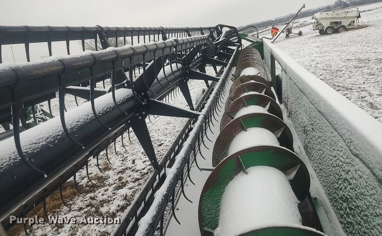 image for item DO3716 2004 John Deere 630F  flex head