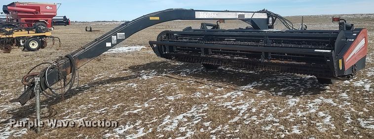 image for item DO3722 2003 MacDon 5020  swather / windrower