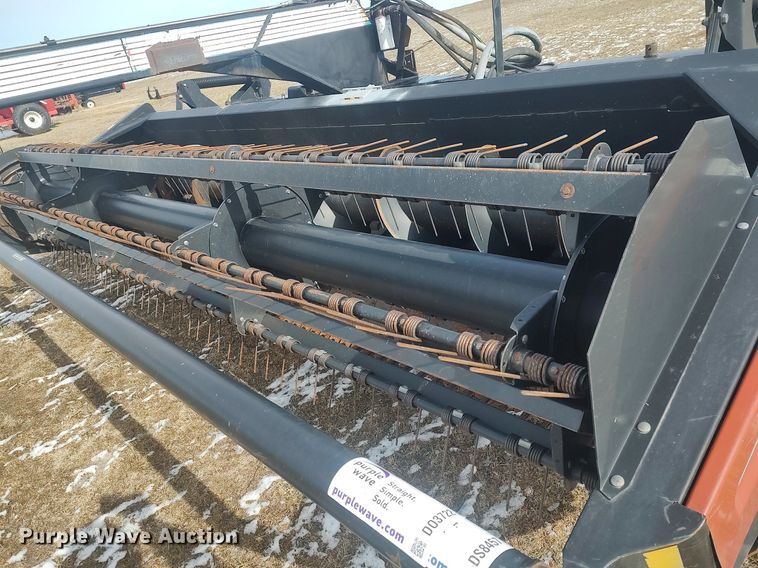 image for item DO3722 2003 MacDon 5020  swather / windrower