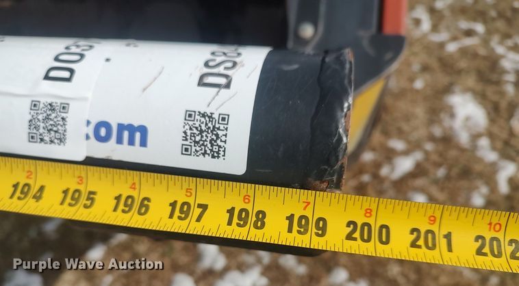 image for item DO3722 2003 MacDon 5020  swather / windrower