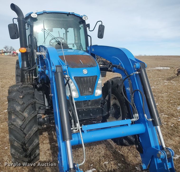 image for item DO3723 2015 New Holland T4.110  MFWD tractor