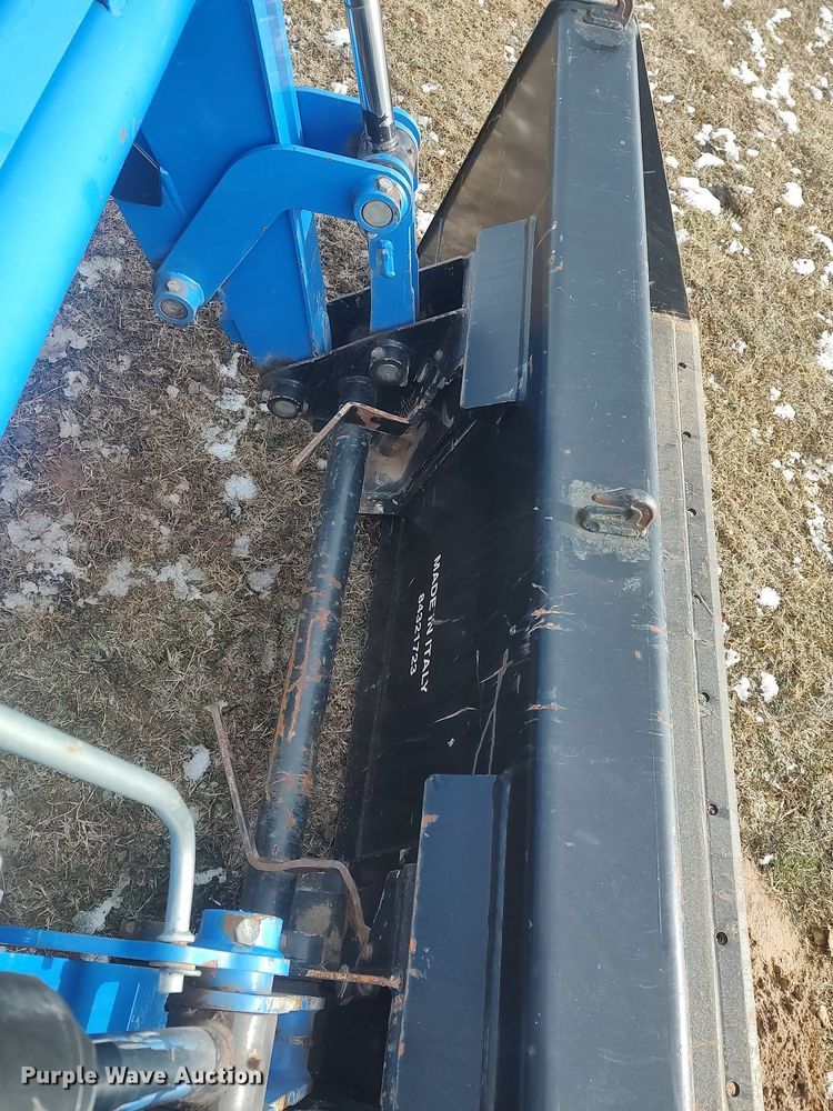 image for item DO3723 2015 New Holland T4.110  MFWD tractor