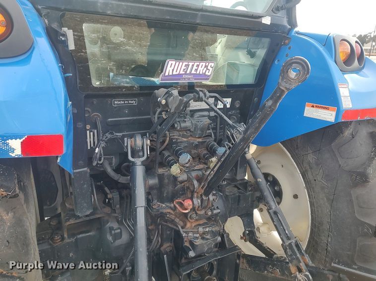 image for item DO3723 2015 New Holland T4.110  MFWD tractor