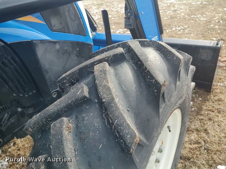 image for item DO3723 2015 New Holland T4.110  MFWD tractor