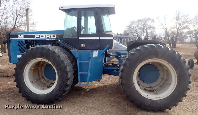 image for item DQ5067 Ford 946 Versatile  4WD tractor