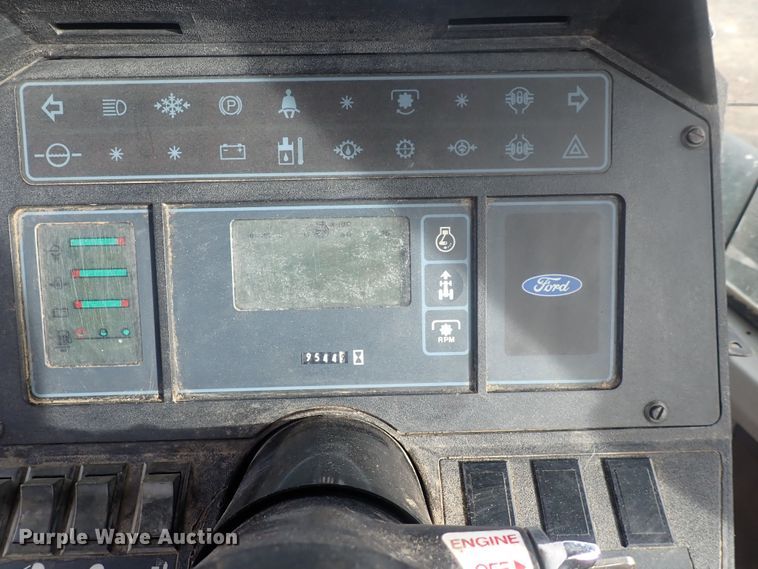 image for item DQ5067 Ford 946 Versatile  4WD tractor