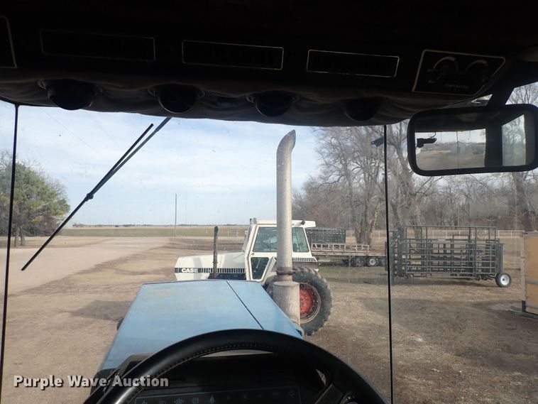 image for item DQ5067 Ford 946 Versatile  4WD tractor