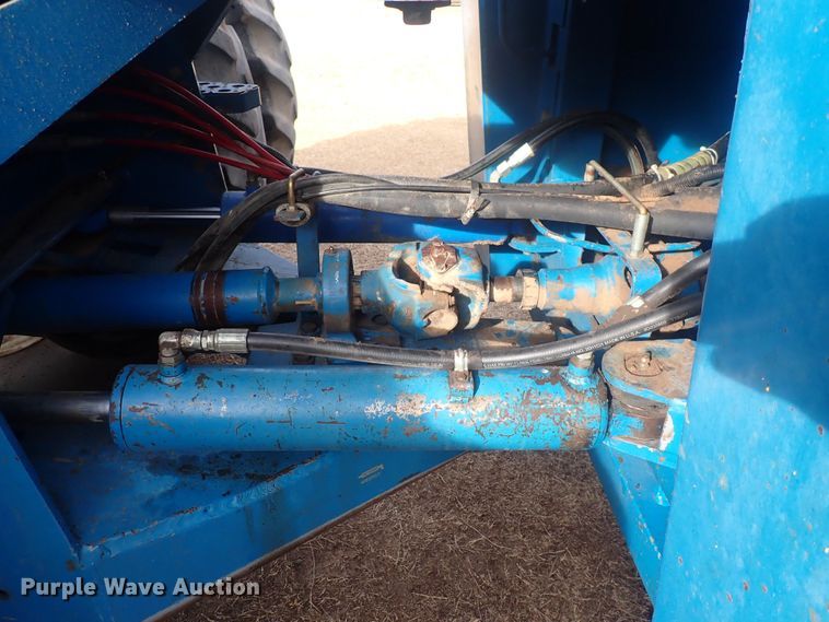 image for item DQ5067 Ford 946 Versatile  4WD tractor