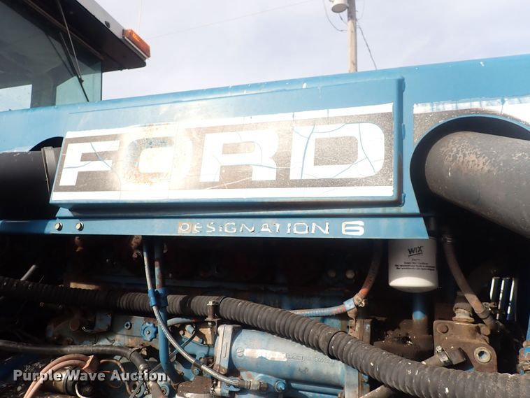 image for item DQ5067 Ford 946 Versatile  4WD tractor