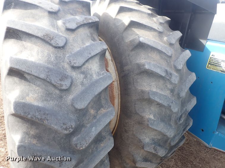 image for item DQ5067 Ford 946 Versatile  4WD tractor